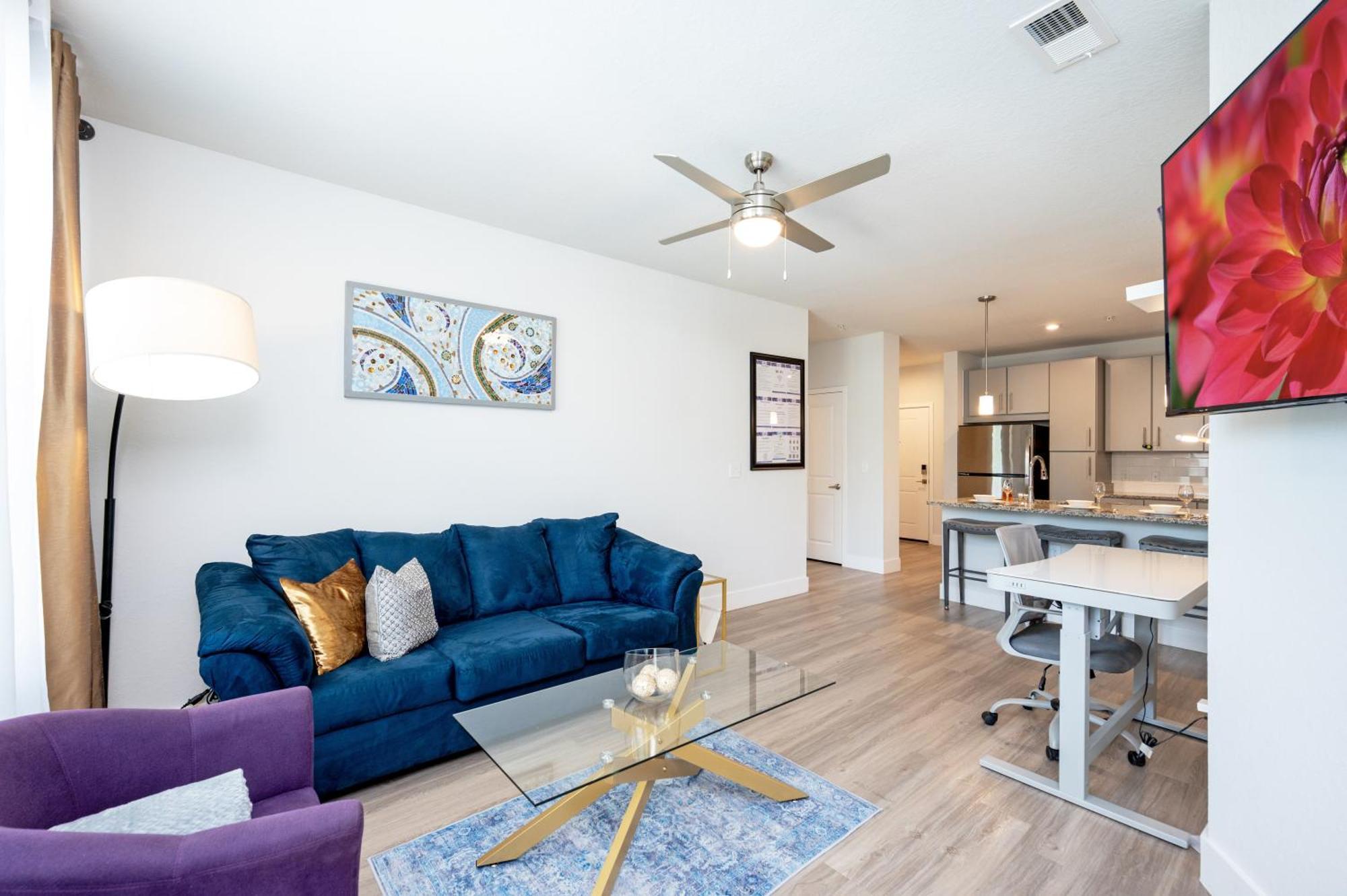 Style - Pool View - Hotub - Moffitt - Pet - Mid Term - Gated - Gym - Wifi - Usf - Elevators - Long Apartment